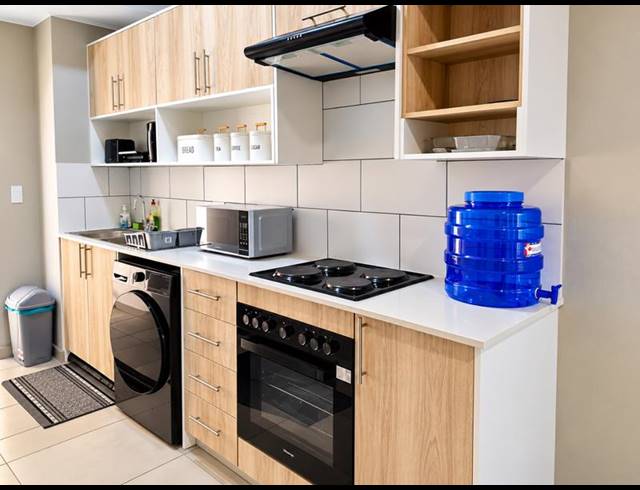2 BEDROOM PROPERTY TO RENT IN GLEN MARAIS